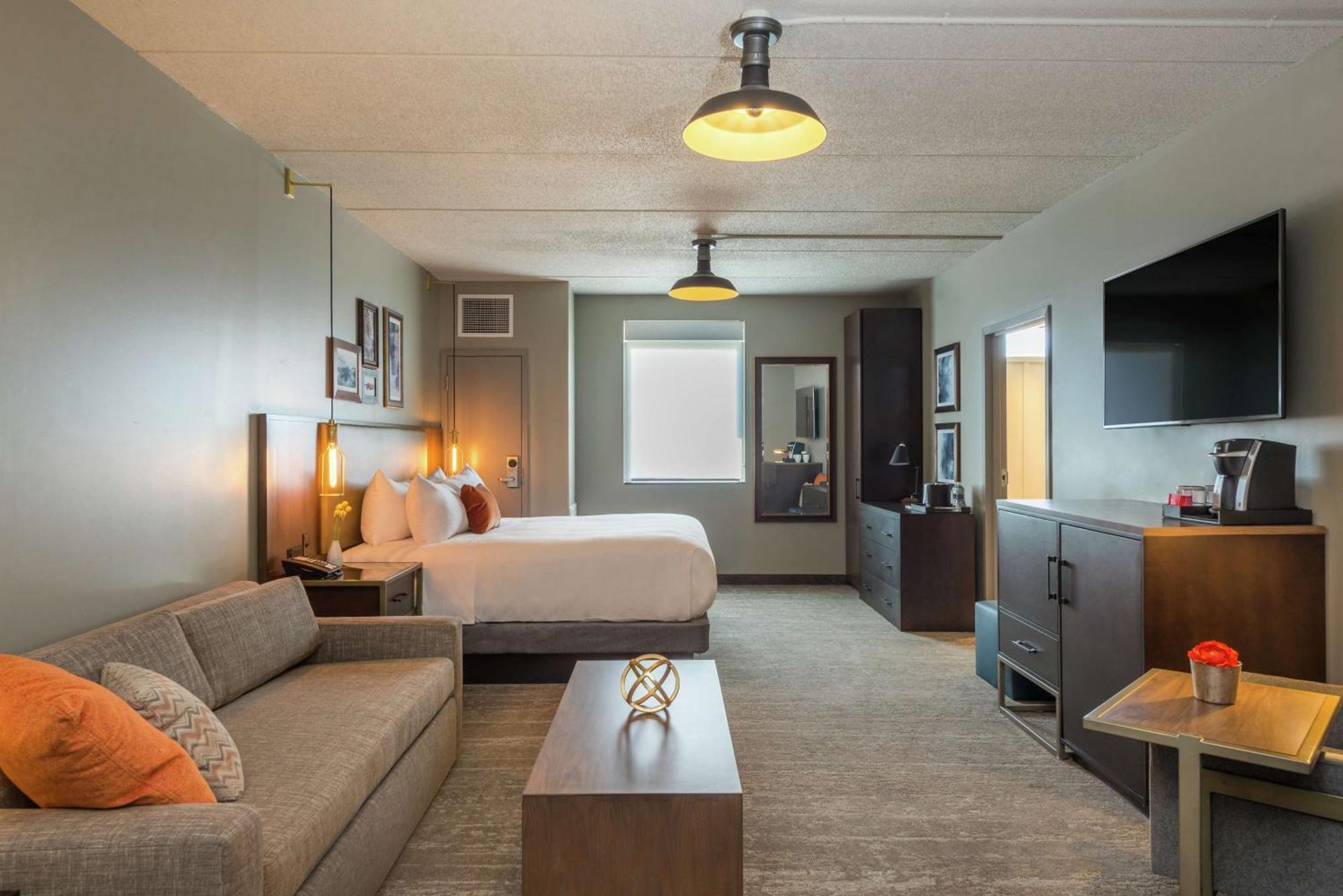 Hotel Saranac, Curio Collection By Hilton Saranac Lake Eksteriør billede